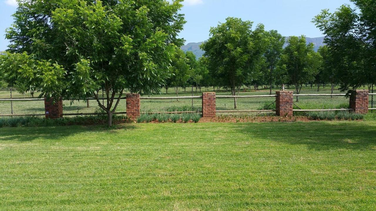 Green Willows Guest House Skeerpoort Екстериор снимка